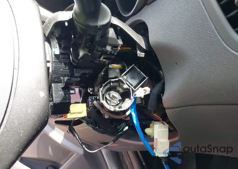 2013 Hyundai Elantra Gls z USA, uszkodzony, nr VIN 5NPDH4AE2DH266219